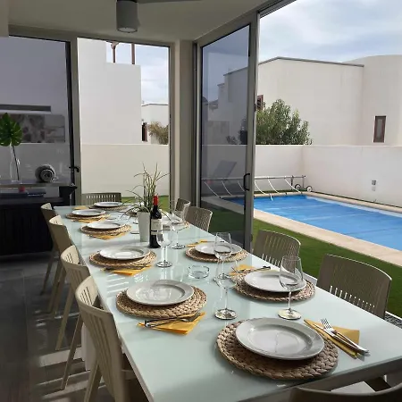 Holyhome Cinema Perfect For Families *