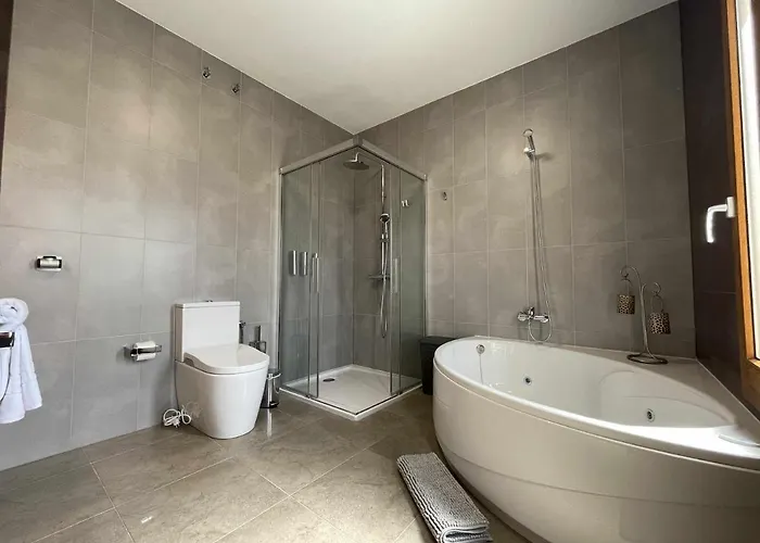 Villa Holyhome Cinema Perfect For Families *