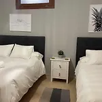 Villa Holyhome Cinema Perfect For Families