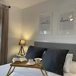 Holyhome Cinema Perfect For Families Villa