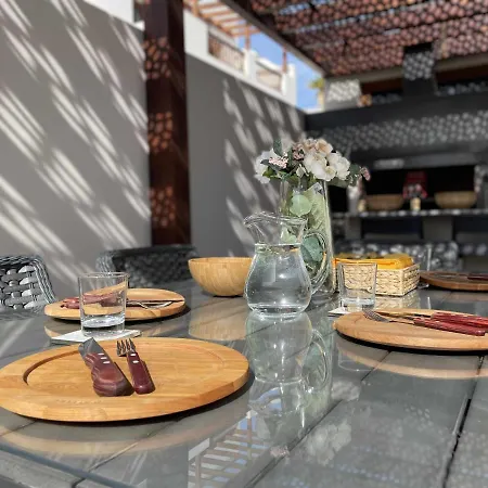 Holyhome Cinema Perfect For Families 别墅