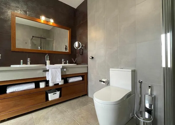 Holyhome Cinema Perfect For Families Villa