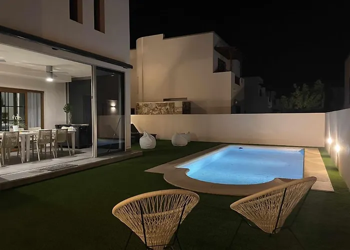 Villa Holyhome Cinema Perfect For Families Costa Teguise